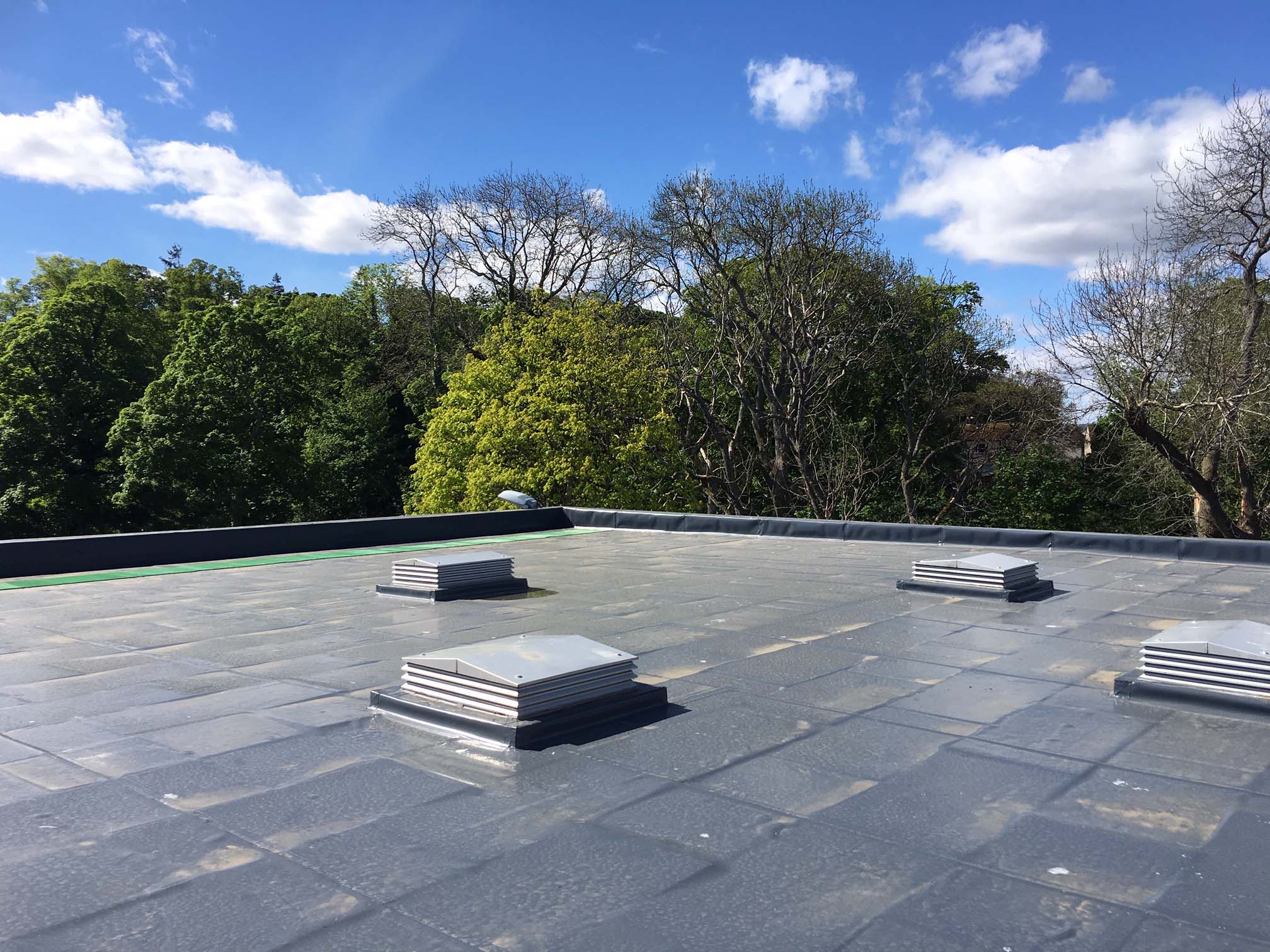 GRADIENT SUPPLIES BESPOKE ROOF INSULATION SOLUTION FOR NEW SCHOOL ROOF